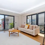 Sea View Two-bedroom In Managed - Parking And Elevator Istanbul