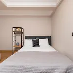 Lägenhet Sea View Two-bedroom In Managed - Parking And Elevator Istanbul