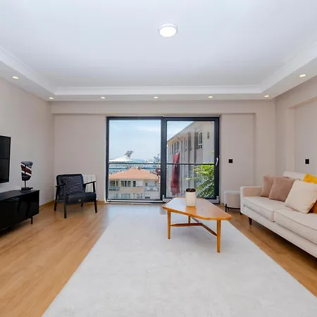 Sea View Two-bedroom In Managed - Parking And Elevator 公寓 *