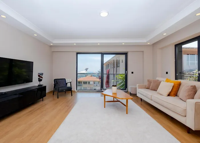 Sea View Two-bedroom In Managed - Parking And Elevator 公寓 *